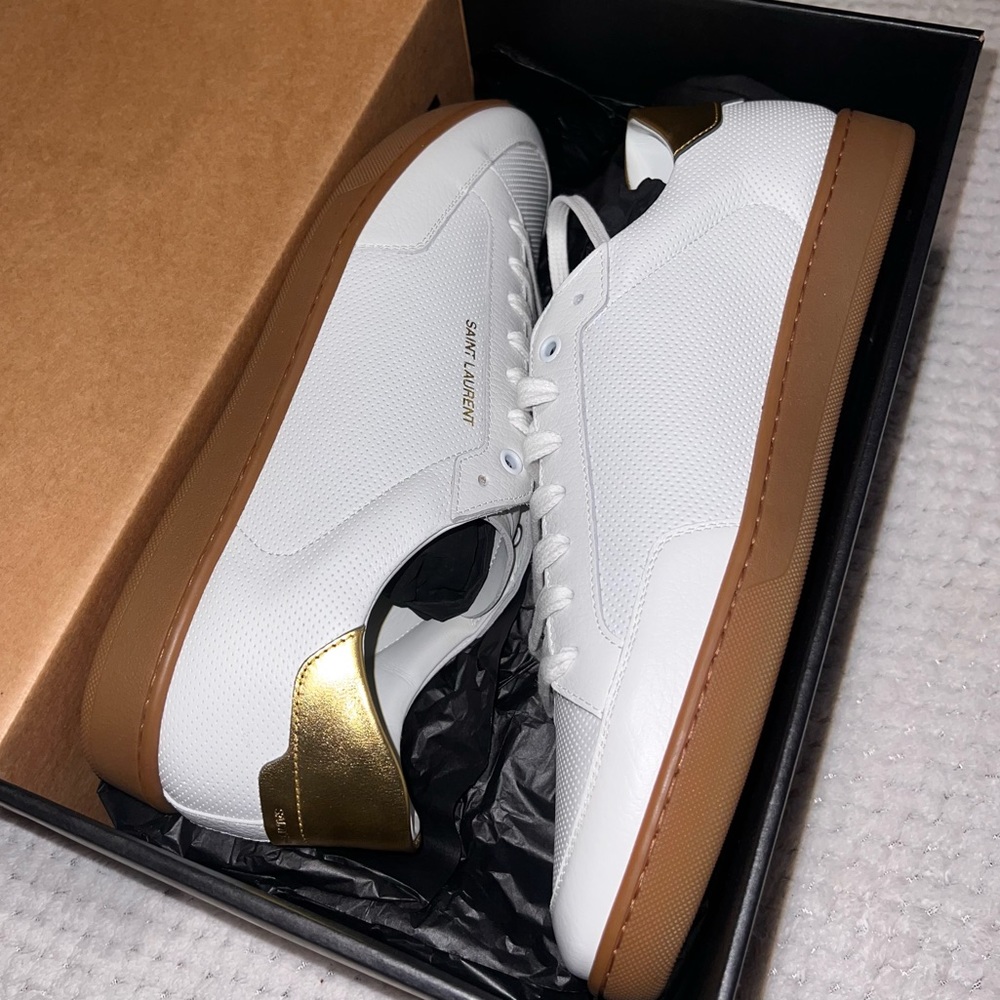 Saint Laurent Court Classic Blanc Optique and gold